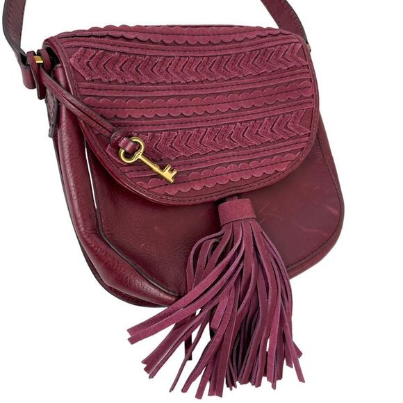 Fossil Emi Red Tassel Leather Saddle Crossbody Bag Color Wine - Picture 12 of 16